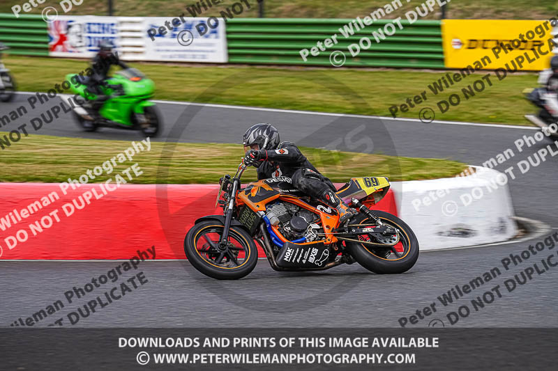 enduro digital images;event digital images;eventdigitalimages;mallory park;mallory park photographs;mallory park trackday;mallory park trackday photographs;no limits trackdays;peter wileman photography;racing digital images;trackday digital images;trackday photos